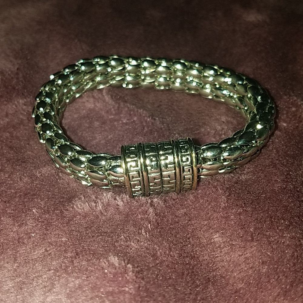 Costume magnetic bracelet